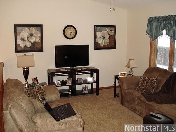4th image of 513 Heritage Dr
