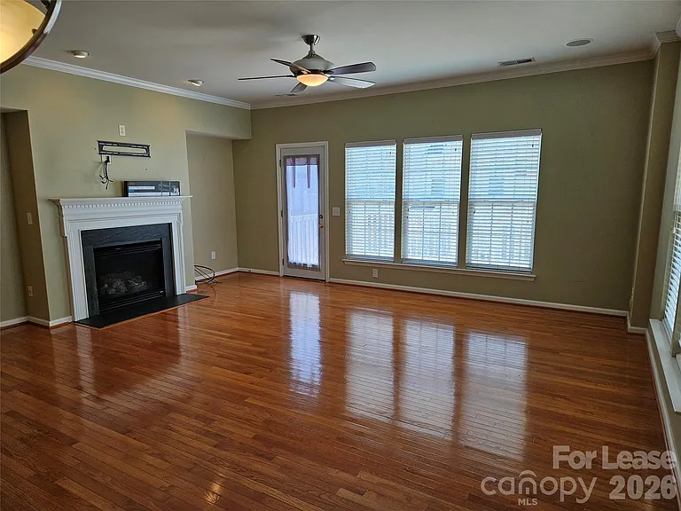 12955 Bullock Greenway Blvd — Photo 14
