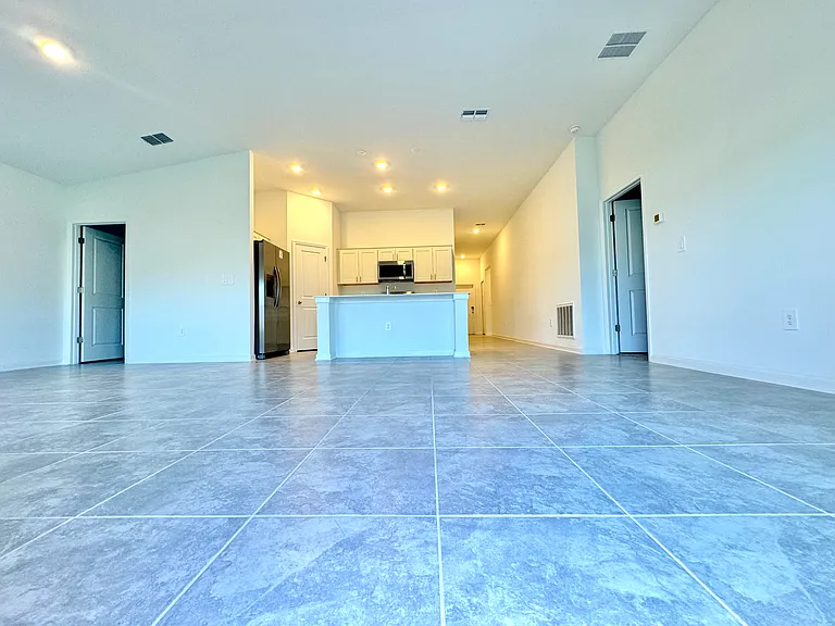 1747 Foreman Rd — Photo 23