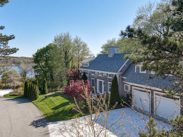 16 Captains Cove Ln #5, North Chatham, MA 02650