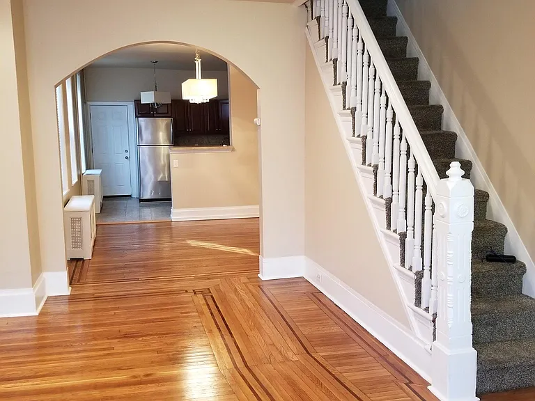 2226 Tasker St — Photo 4