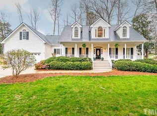 4132 Mittglen Ln, Cary, NC 27518