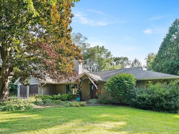 1339 Cedar Creek PARKWAY, Cedarburg, WI 53024