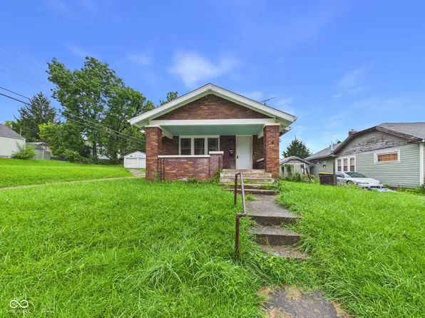 915 Arrow Ave, Anderson, IN 46016