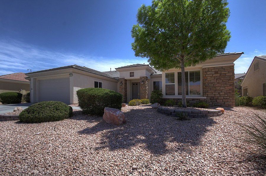 1st image of 2557 Forest City Dr