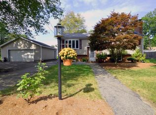18 Dell Dr, Wilmington, MA 01887
