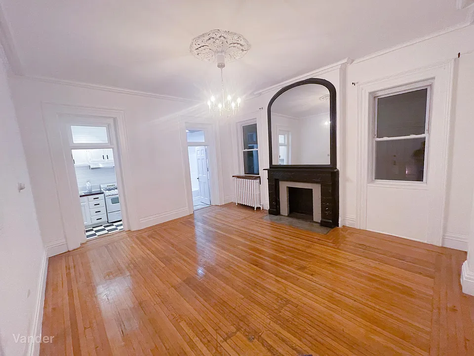 304 Washington Ave #3