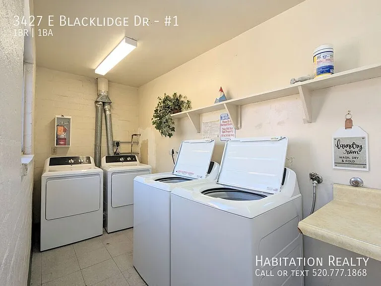 3427 E Blacklidge Dr #1 — Photo 12