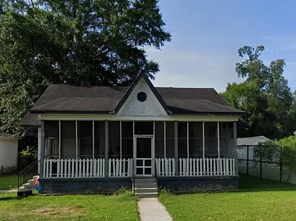 403 Margin St, Grenada, MS 38901