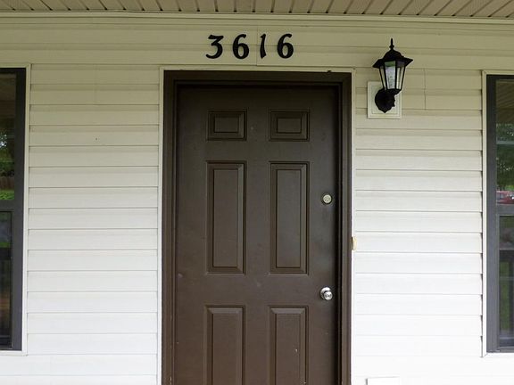 4th image of 3616 Ian Dr