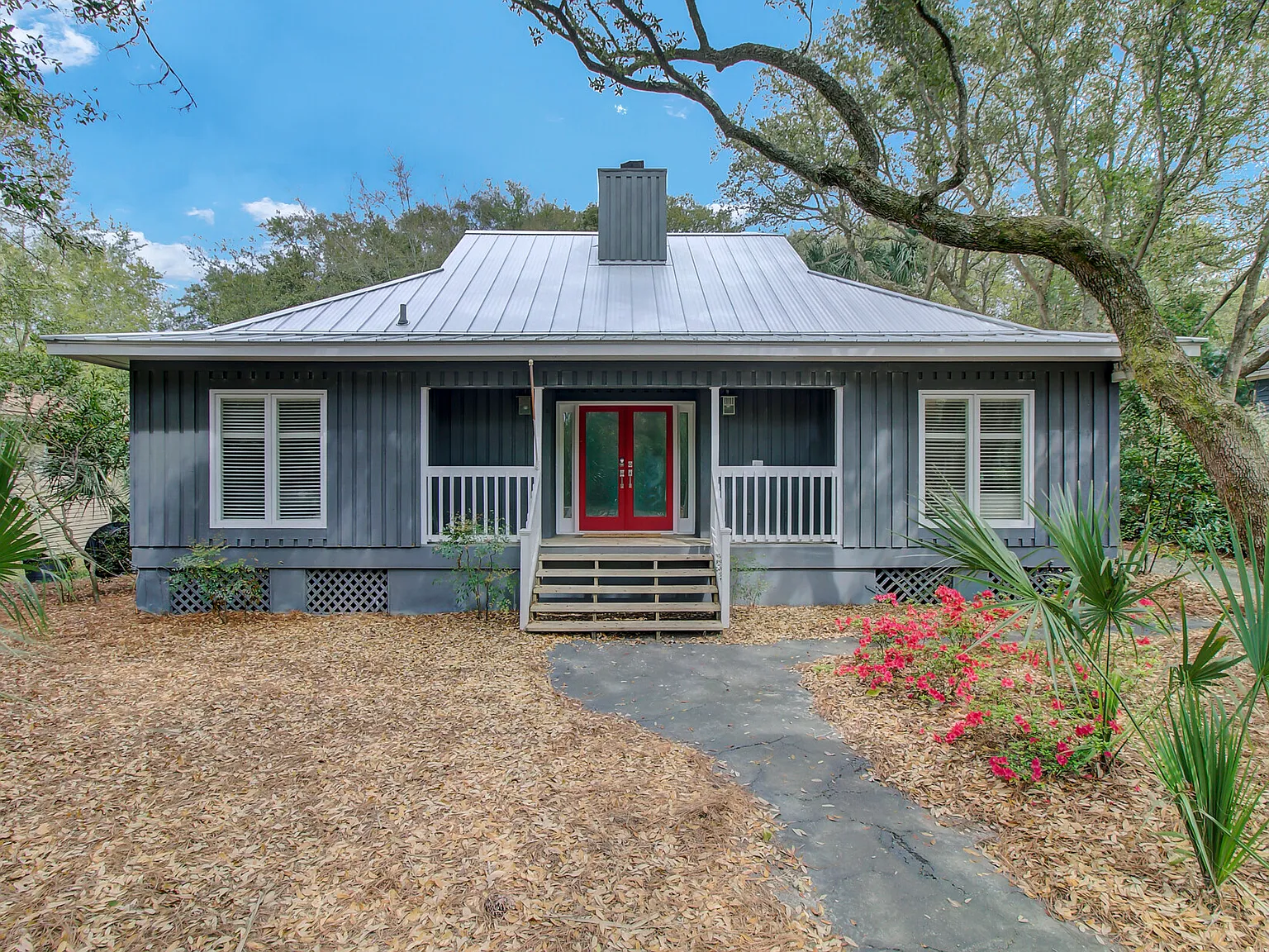 4 bed, 1735 sqft, $9,000 — Photo 4