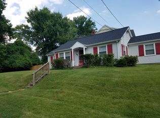 10611 Parkwood Dr, Kensington, MD 20895