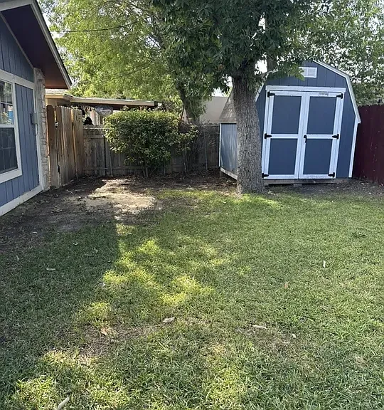 4315 Hoeneke St — Photo 22