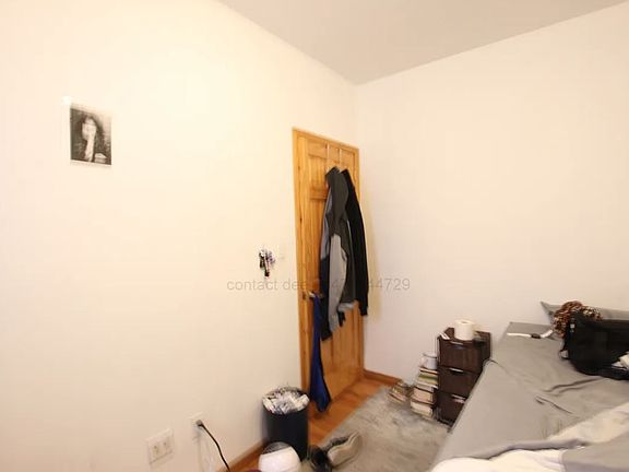 4th image of 202 Mott St #21A