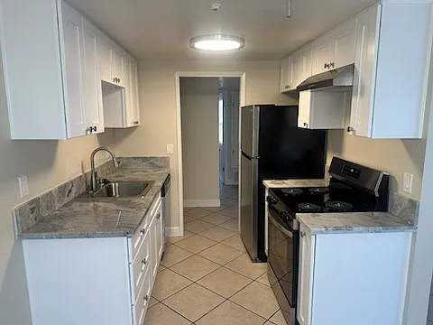 Monterey Garden Apartments — Photo 12