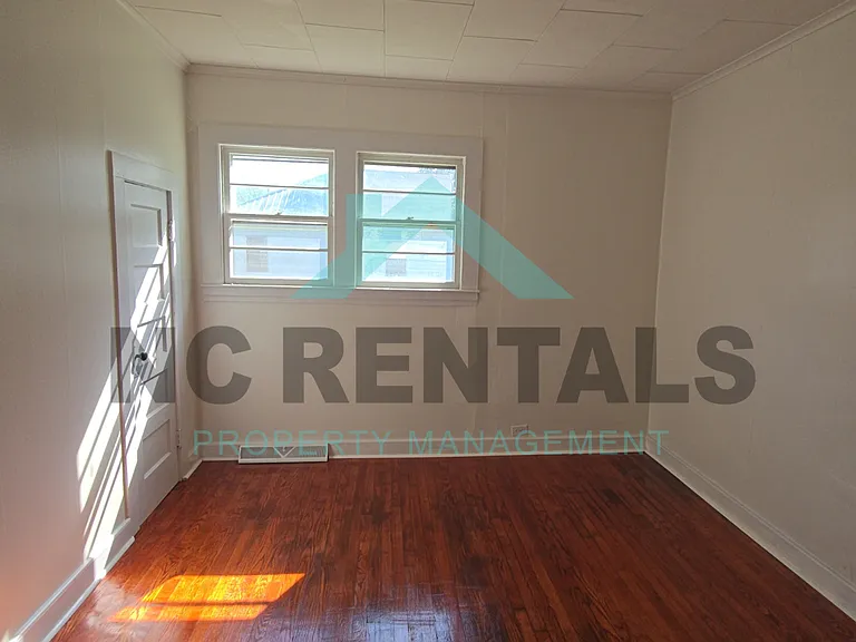 1314 Front St — Photo 15