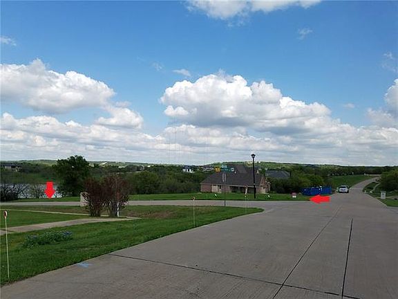 2nd image of 919 Mallard Pointe Dr