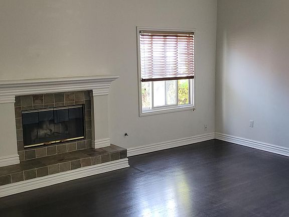 3rd image of 714 N Harper Ave #1