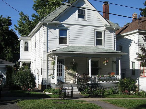 418 Crossett St