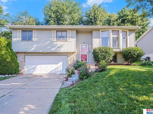8202 Tucker St, Omaha, NE 68122