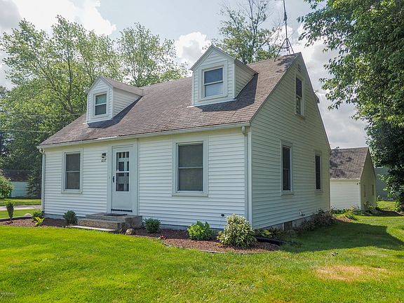 637 G Avenue W-102