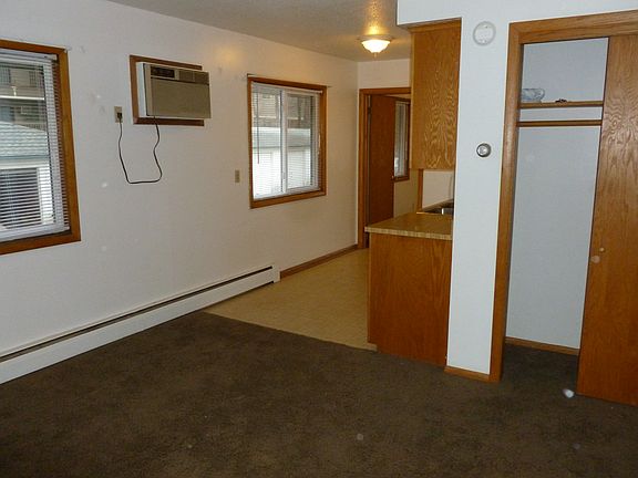 4th image of 1209 8th Ln APT 8