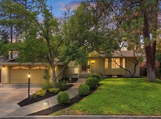 8517 N Greenwood St, Spokane, WA 99208