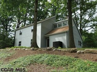 345 Oakley Dr, State College, PA 16803