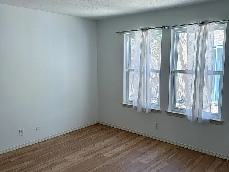 3113 La Mancha Dr NW — Photo 12