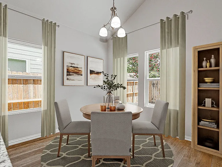 2511 Birdell St — Photo 3