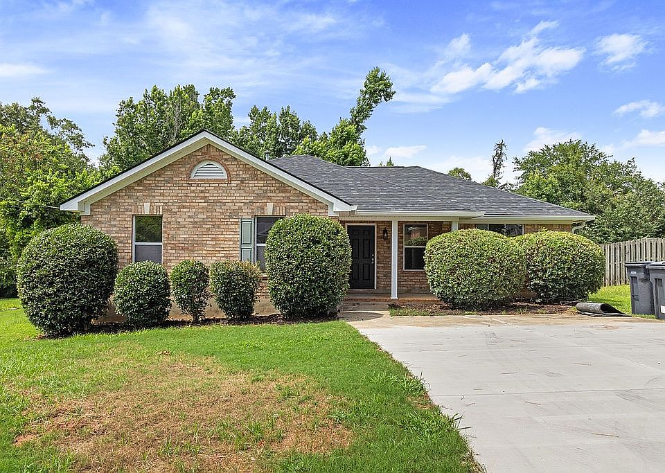 1st image of 1008 Cedarview Cir