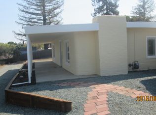 20 Pettit Ln, Martinez, CA 94553