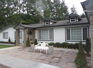 1121 Yeust Rd, Azalea, OR 97410