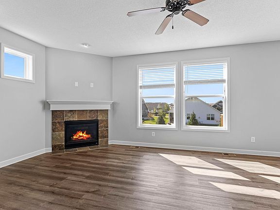 3rd image of 1505 Hackamore Dr