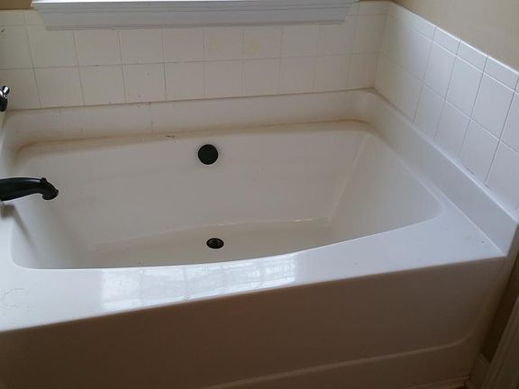 Master Tub