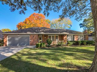 6427 Outlook Dr, Mission, KS 66202