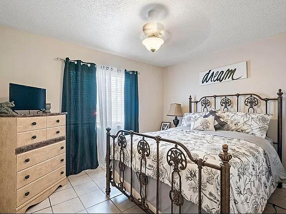5th image of 3509 Breckenridge Dr