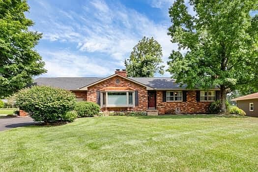 1370 Rainbow Dr NE, Lancaster, OH 43130 | Zillow