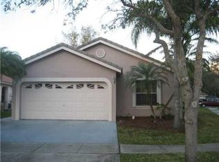18233 NW 7th St, Pembroke Pines, FL 33029