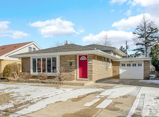 9523 S Kostner Ave, Oak Lawn, IL 60453