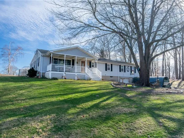 43 Newton Road, Branford, CT 06405
