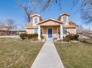 5416 Dartmouth Ave, River Oaks, TX 76114