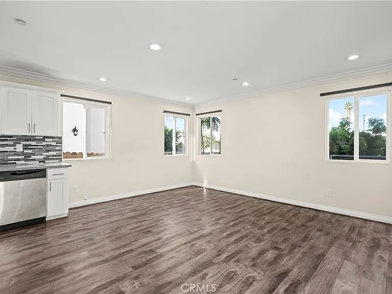 4812 Saturn St — Photo 3