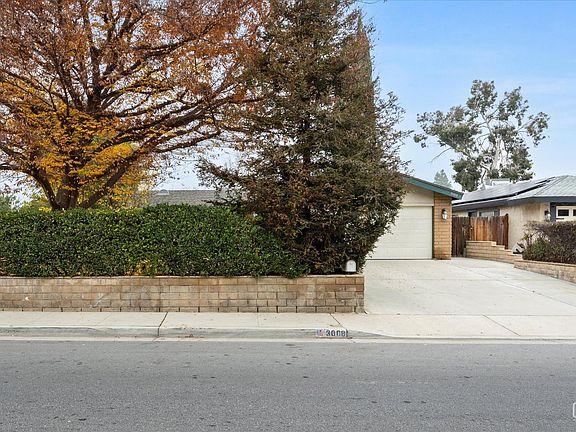 2nd image of 3008 N Half Moon Dr