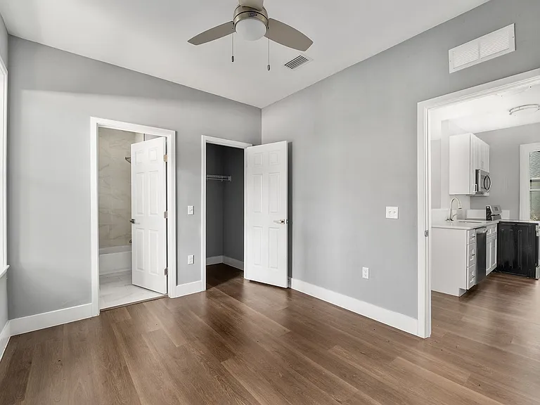 422 NW 3rd Ave — Photo 17