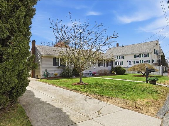 3rd image of 133 Friendship St