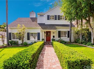 14030 Roblar Rd, Sherman Oaks, CA 91423