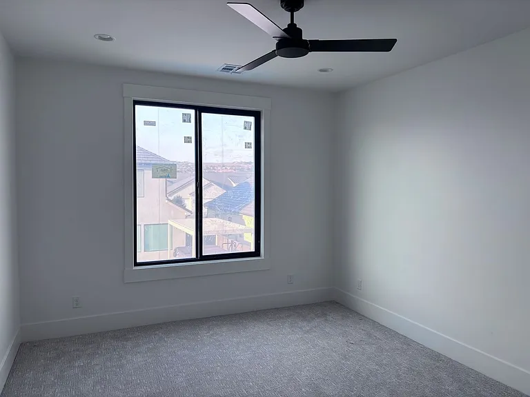 2688 E Rosedale Dr — Photo 24