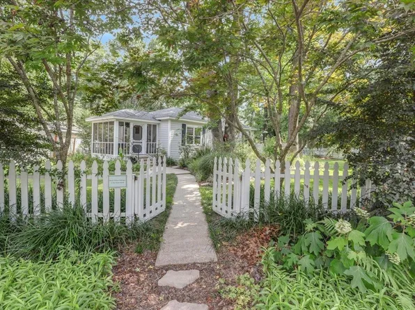 501 Collins Dr, Tallahassee, FL 32303