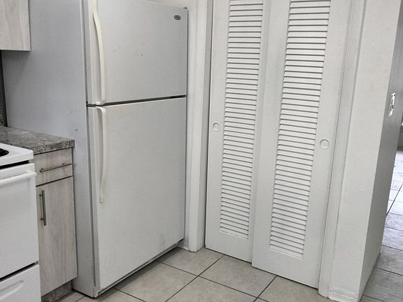 4th image of 600 S Luna Ct APT 23
